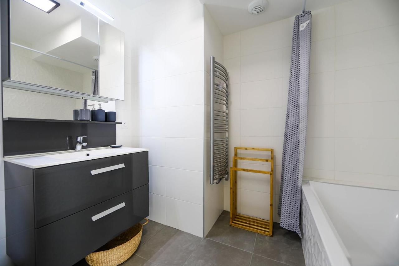 Les Choucas - Appartement Duplex Lumineux Avec Parking Анси Экстерьер фото