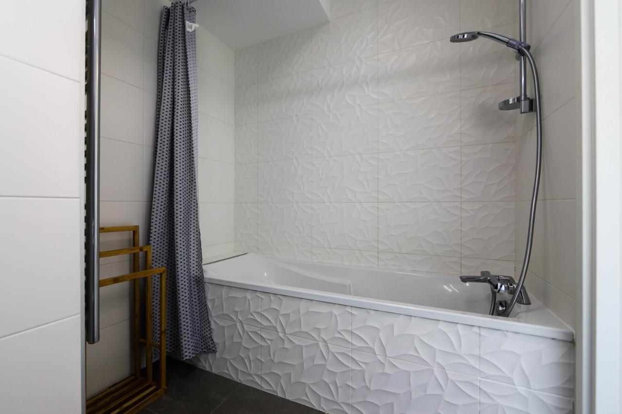 Les Choucas - Appartement Duplex Lumineux Avec Parking Анси Экстерьер фото